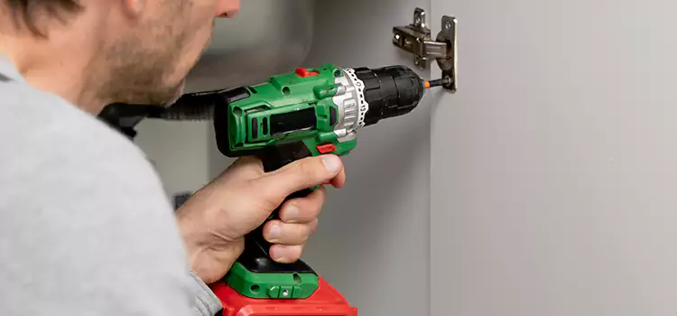 Commercial Door Hinge Repair Lawndale