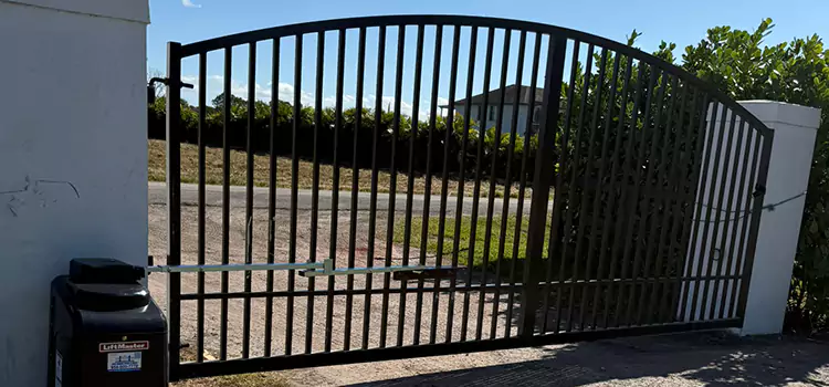 Driveway Fence Repair Lawndale